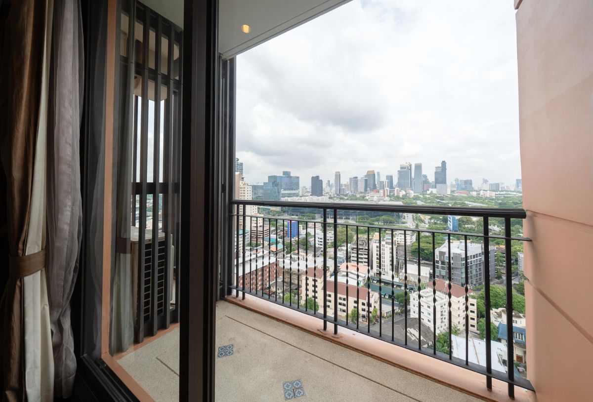 For RentCondoSukhumvit, Asoke, Thonglor : Condo for rent: Aguston Sukhumvit 22, size 138.16 sq m, 3 bedrooms, in CBD of Sukhumvit area.