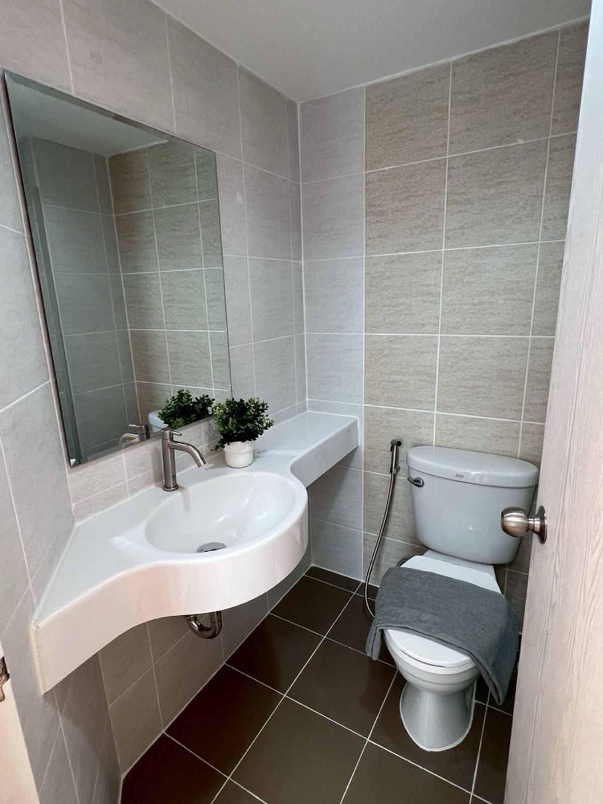 For SaleCondoLadkrabang, Suwannaphum Airport : Complete beautiful room