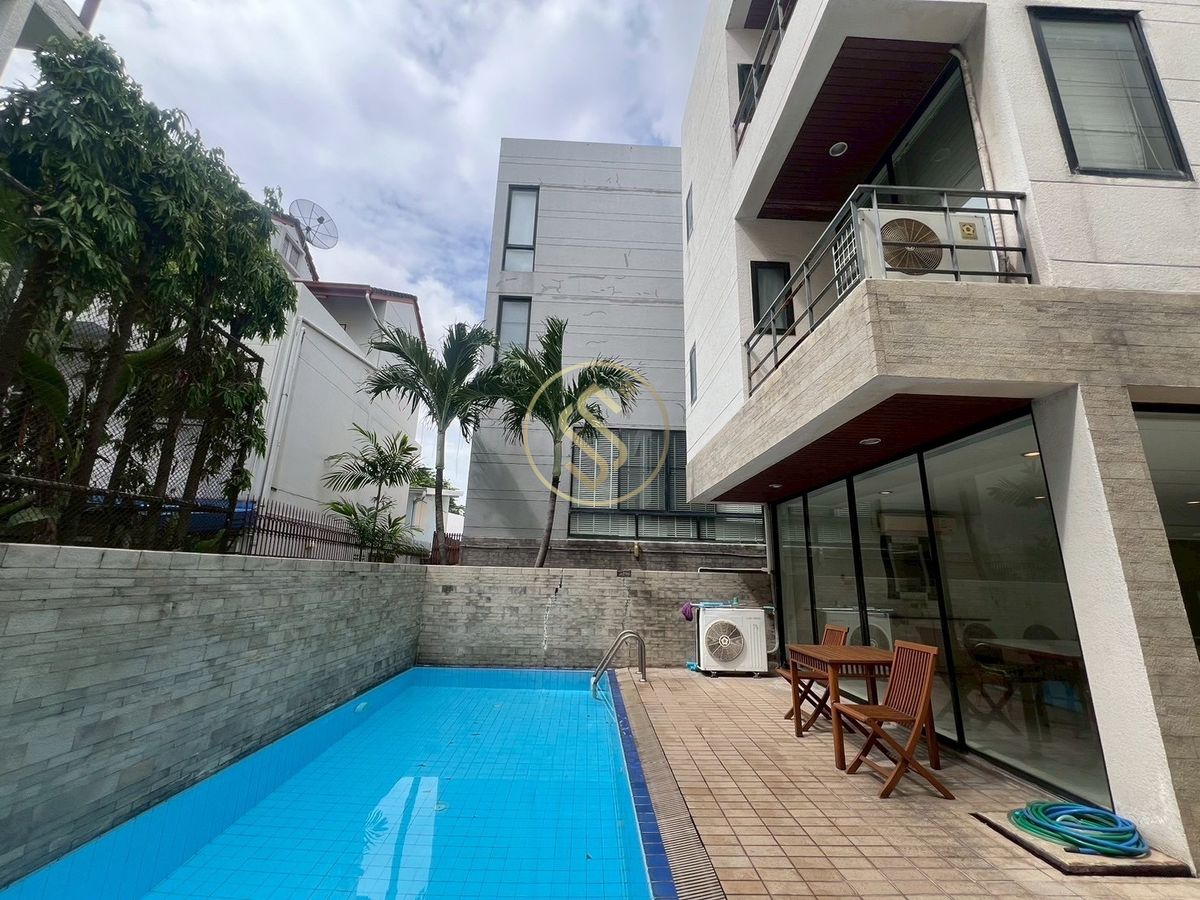 For SaleHouseAri,Anusaowaree : 3 -storey detached house for sale in the heart of Ari, modern style Lay Aree Relations Near the Ministry of Finance, house near BTS Ari