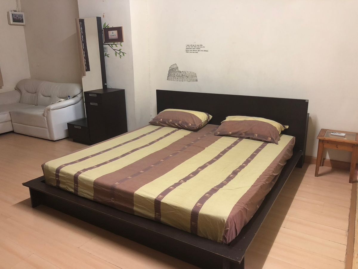 For RentCondoBang Sue, Wong Sawang, Tao Pun : Condo for rent at Tao Poon Mansion, near MRT Bang Sue Station