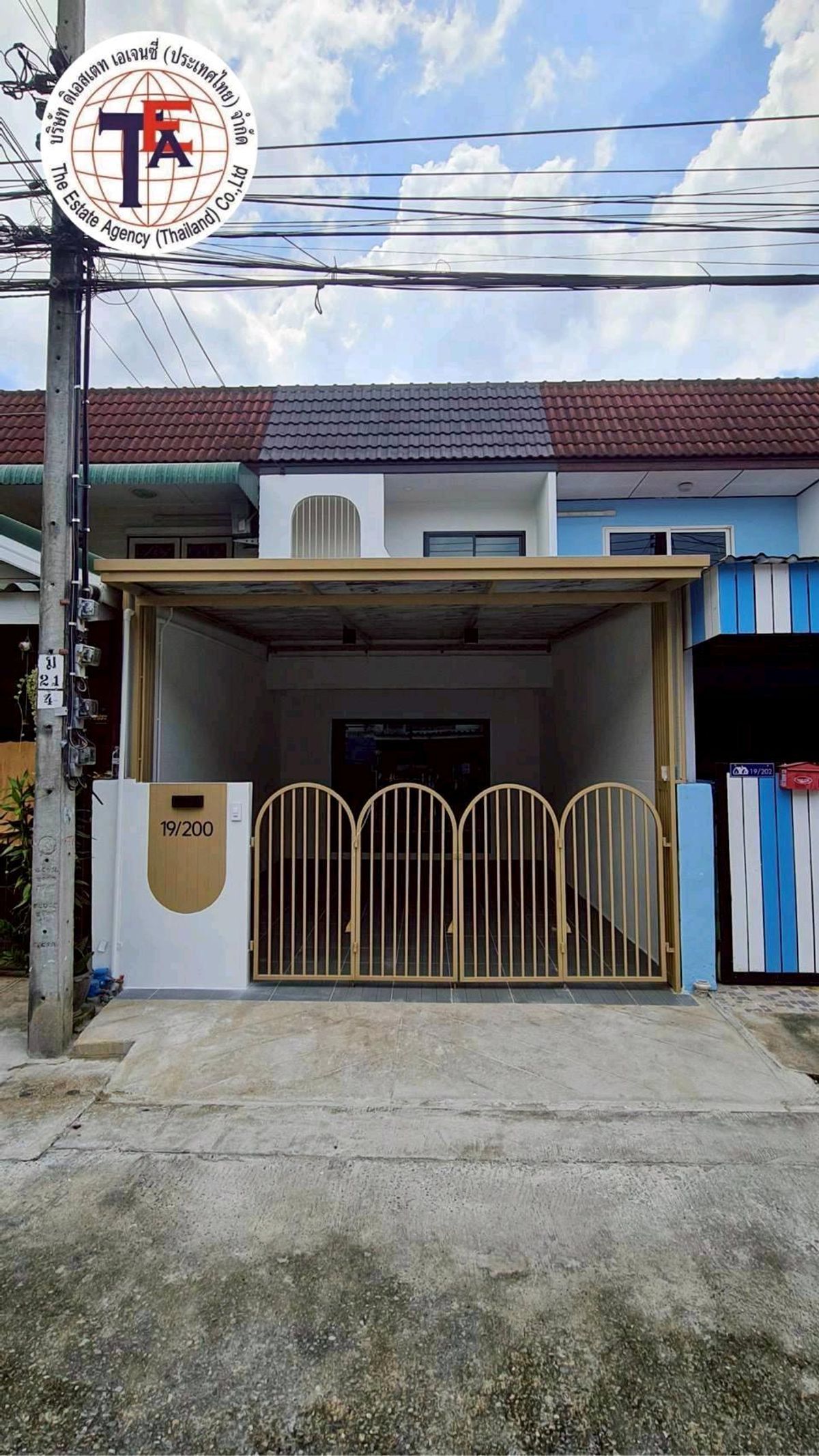 For SaleTownhomeNawamin, Ramindra : 2 -story townhouse for sale, Manorom Village 2, Liab Khlong Song 27, Phumsmit School, Ek Burapha Ram Inthra Hathairat Safari, Fashion Island, Siam Pink Park Demonstration School Office of Khlong Sam Wa District Panya Intra Golf Course