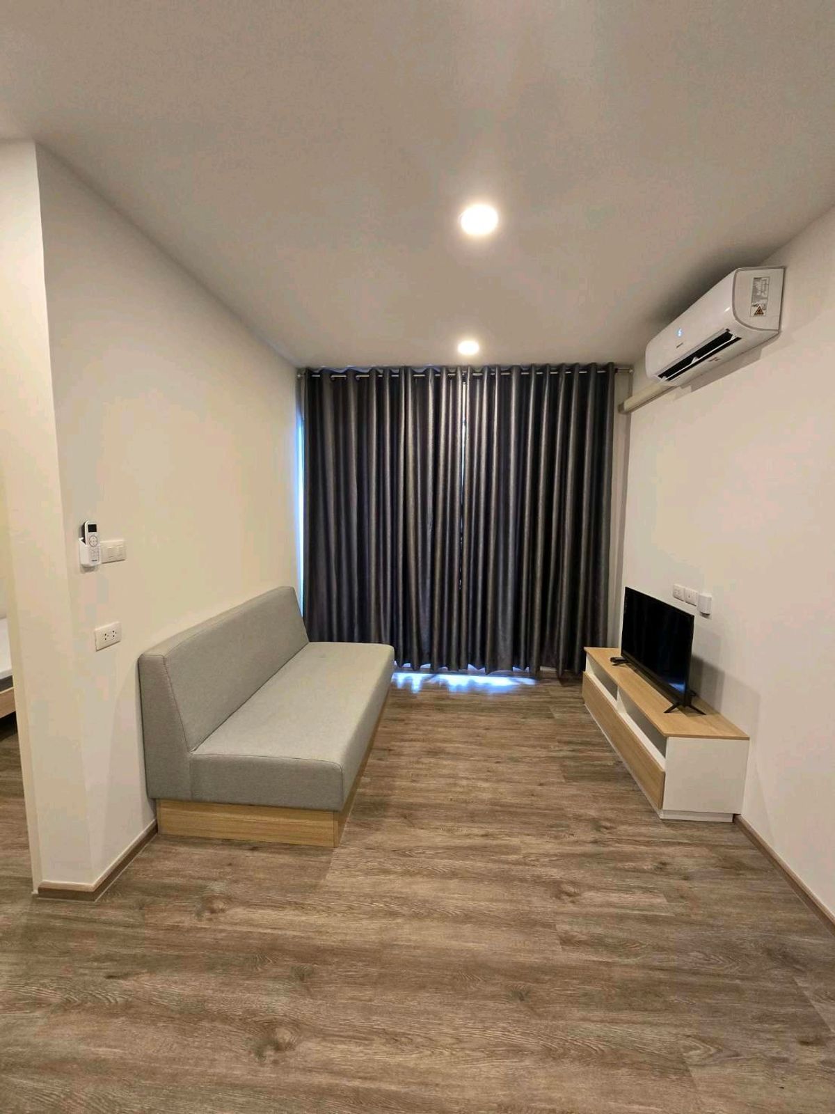 For RentCondoSamut Prakan,Samrong : Condo Sena Kit Srinakarin Sri Dan 44 sqm