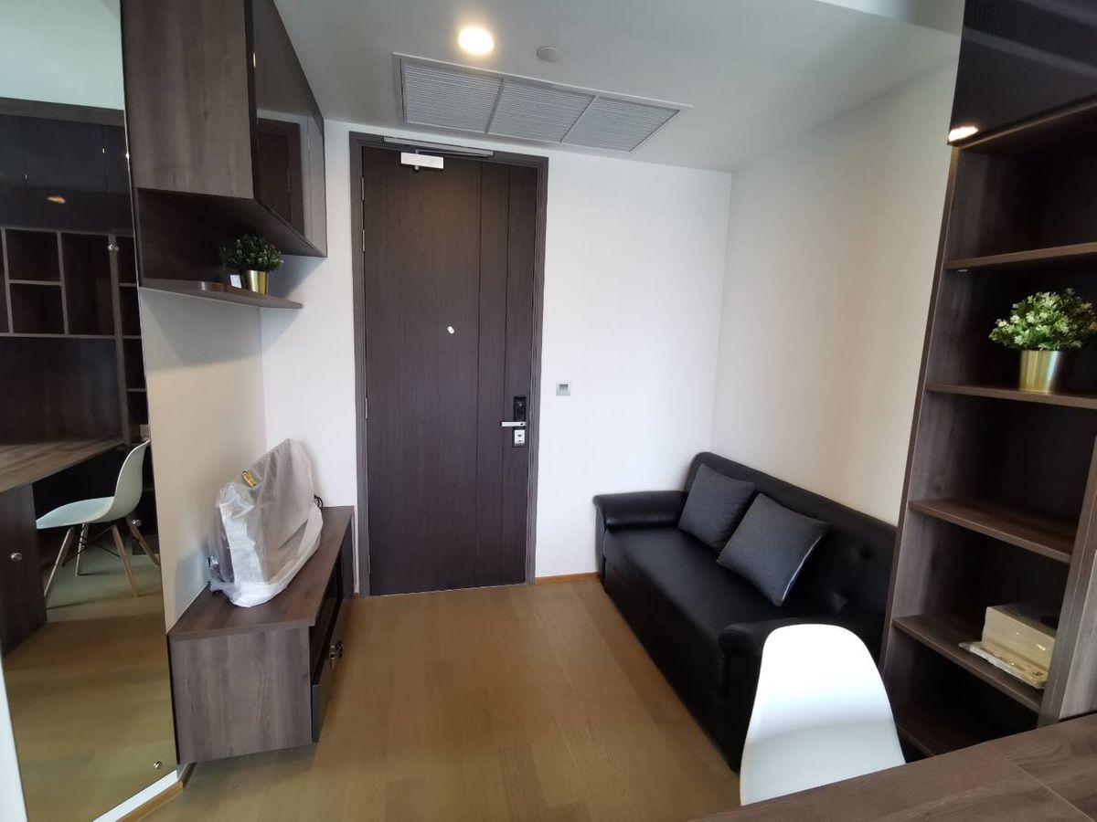 ให้เช่าคอนโดสยาม จุฬา สามย่าน : Ashton Chula Silom【𝐑𝐄𝐍𝐓】🔥เอาใจสายเท่ แต่ยังคงความมินิมอลมินิใจ เฟอร์ครบ ตอบโจทย์ทุกการใช้ชีวิต🔥  ติดต่อไลน์ไอดี: @hacondo