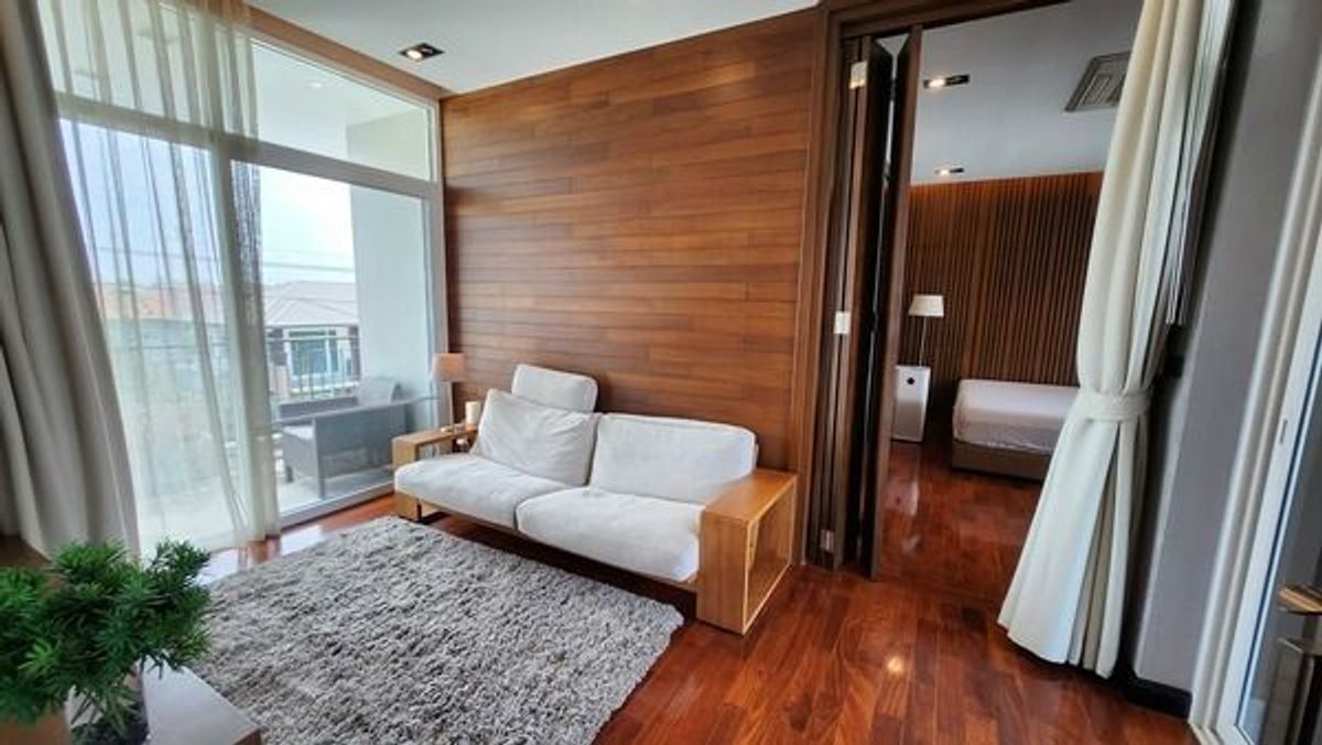 For SaleHouseNawamin, Ramindra : After the corner 94.9 sq. 6 beds, 7 water houses, 3-storey house, Casa Legend Kaset-Nawamin