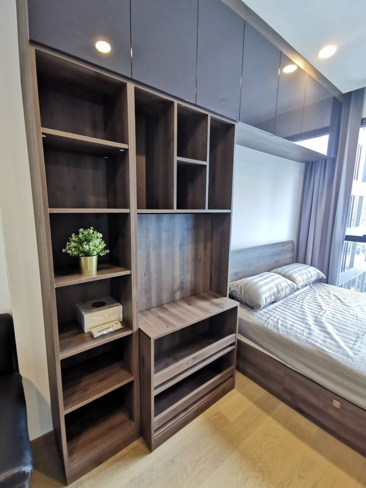 ให้เช่าคอนโดสยาม จุฬา สามย่าน : Ashton Chula Silom【𝐑𝐄𝐍𝐓】🔥เอาใจสายเท่ แต่ยังคงความมินิมอลมินิใจ เฟอร์ครบ ตอบโจทย์ทุกการใช้ชีวิต🔥  ติดต่อไลน์ไอดี: @hacondo