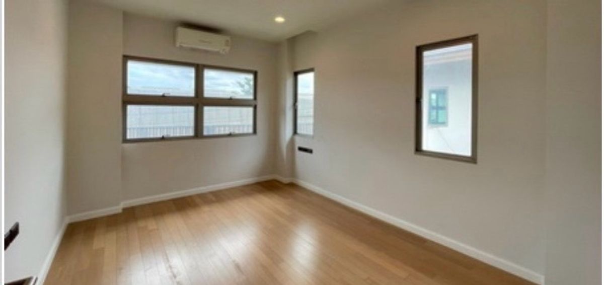 ขายบ้านเกษตร นวมินทร์ ลาดปลาเค้า : 📢👇 บ้านใหม่ 3 ชั้น ไม่เคยพักอาศัย  ทำเลศักยภาพ ใกล้จุดขึ้นลง ทางด่วนเอกมัย–รามอินทรา เดินทางสะดวกเชื่อมต่อใจกลางเมือง