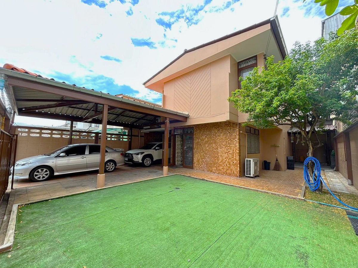 For RentHouseRatchadapisek, Huaikwang, Suttisan : HK0579♛ 4 bedroom house for rent ⚝ Ratchada-Huai Khwang ♜MRT Huai Khwang ∞099-5919653,065-9423251