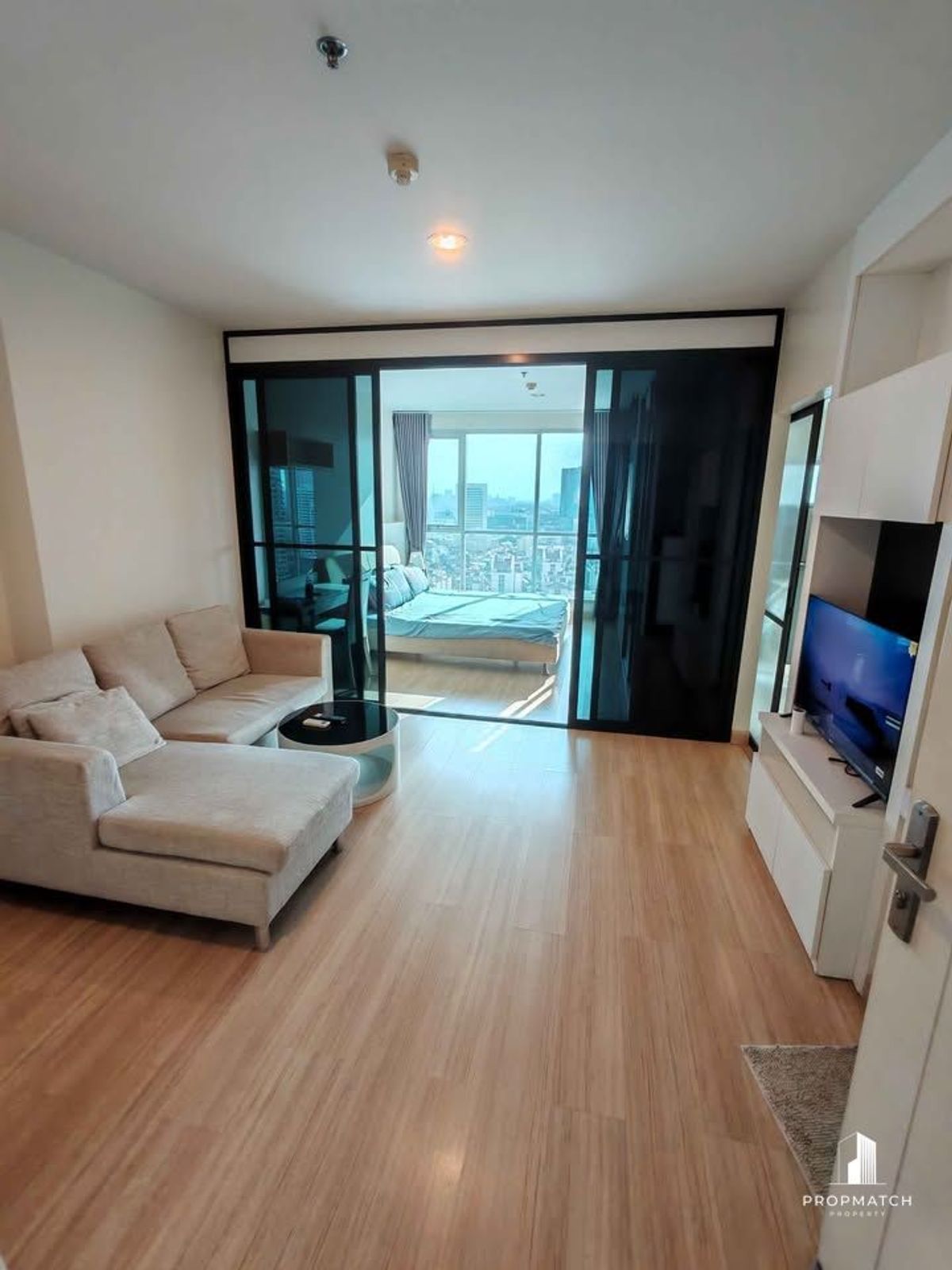 For RentCondoLadprao, Central Ladprao : ✨Flash Deal ✨Life @ Ladprao 18 (1Bed 1Bath 40SQM.) Completely decorated !! Only 17,000 baht per month Tel.0981315848 @PropMatch