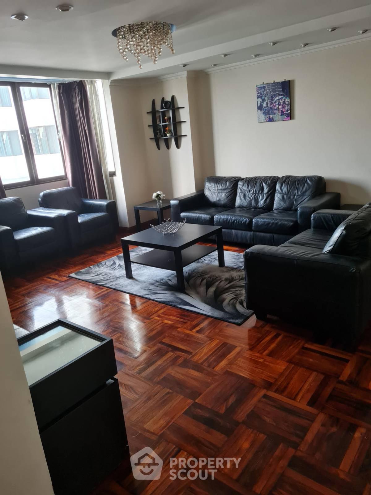For SaleCondoNana, North Nana,Sukhumvit13, Soi Nana : 2-BR Condo at Omni Tower near BTS Nana