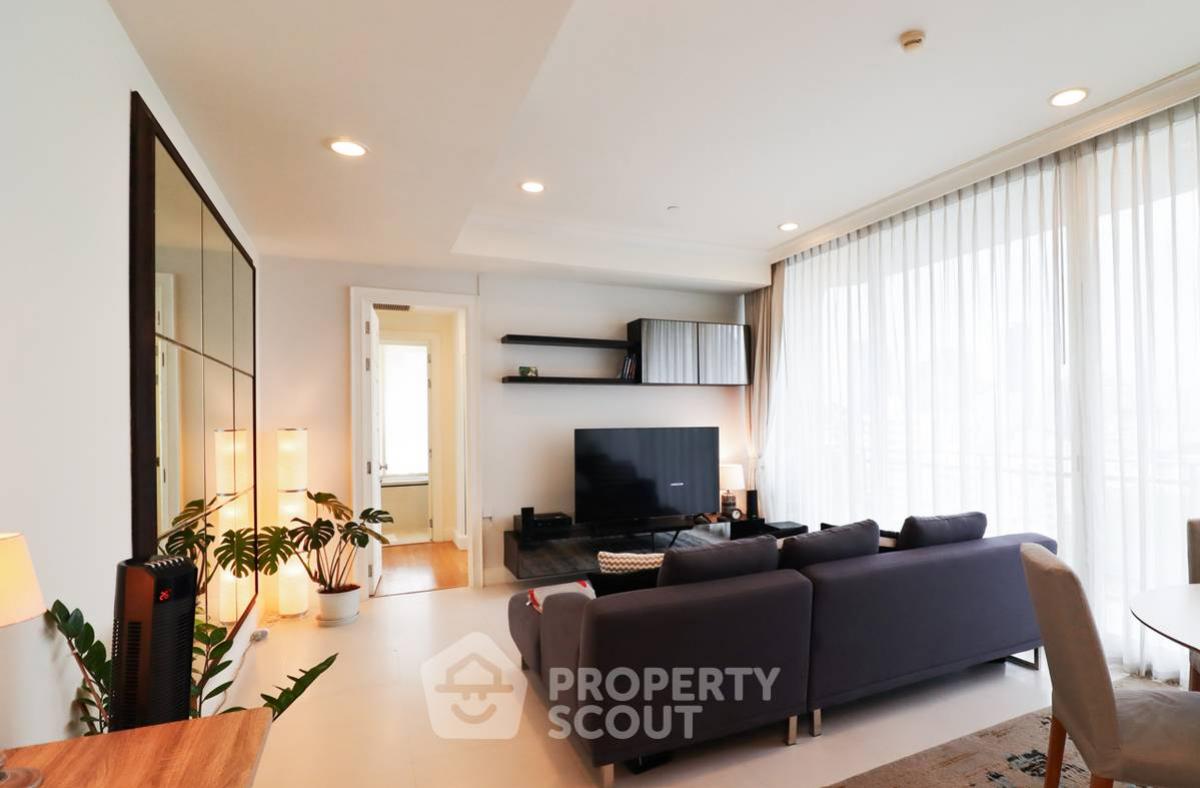 ขายคอนโดสุขุมวิท อโศก ทองหล่อ : คอนโด 2-ห้องนอน ที่ รอย์ช ไพรเวท เรสซิเดนซ์ส ใกล้ MRT สุขุมวิท