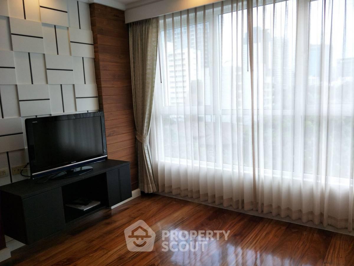 For SaleCondoSukhumvit, Asoke, Thonglor : 2-BR Condo at Avenue 61 Condominium near BTS Thong Lor