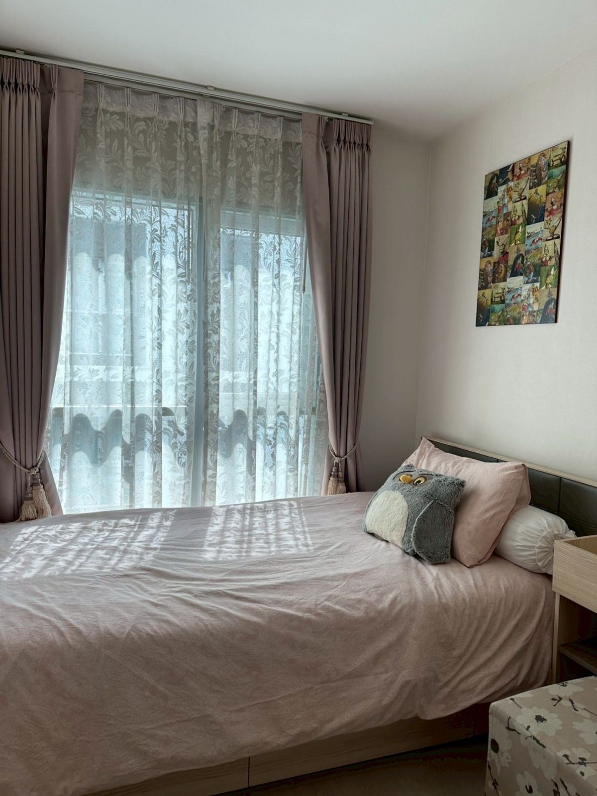 For RentCondoRama9, Petchburi, RCA : Condo for rent in two bedrooms, Ratchada zone, near MRT, only 22,000 baht / month.