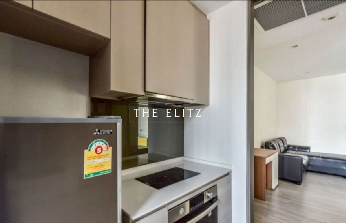 For SaleCondoWongwianyai, Charoennakor : ✨ Special opportunity !! The Room BTS Wongwianyai Gold Location Room Ready to transfer 💯