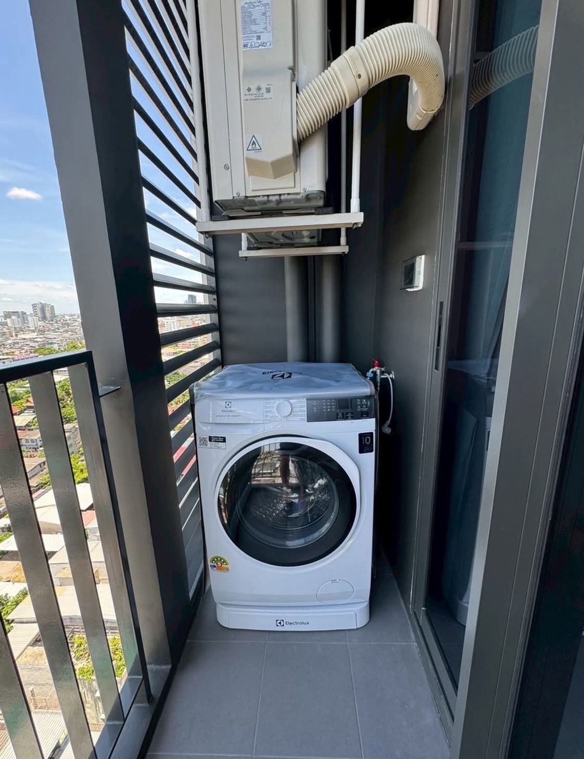 For RentCondoWongwianyai, Charoennakor : ให้เช่า ✨ Reference Sathorn - Wongwianyai ✨ เฟอร์นิเจอร์ และ เครื่องใช้ไฟฟ้าครบ ใกล้ BTS วงเวียนใหญ่