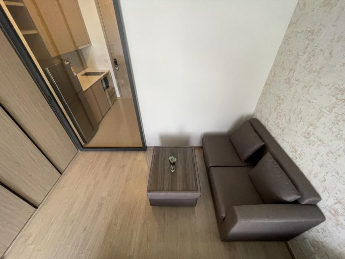 For SaleCondoKasetsart, Ratchayothin : Condo for sale in Centric Ratchayothin (Sentric Ratchayothin), Studio room 25 sq.m., 14th floor, the east view is not hot, 3 meters high, airy, full of compound, ready to approach Phiraphong Five 📞 087-808-3690