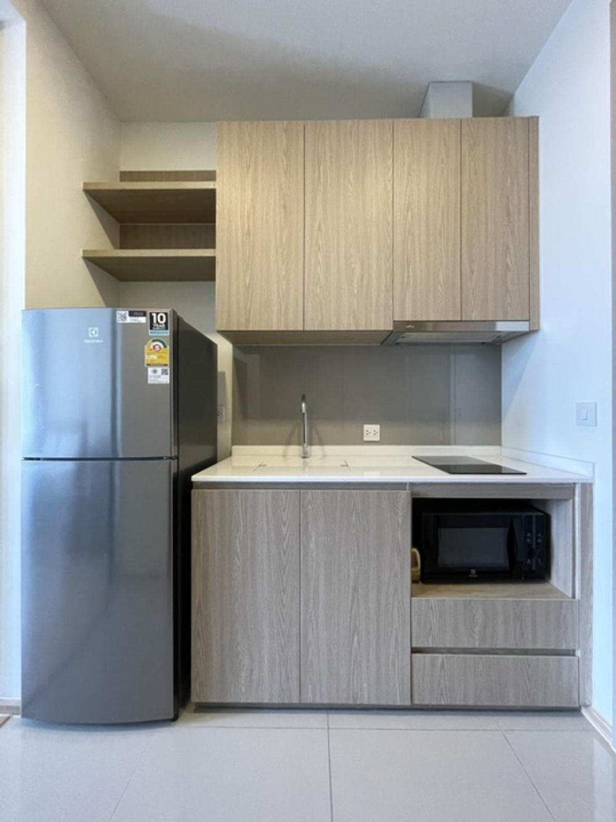 For SaleCondoKasetsart, Ratchayothin : Condo for sale in Centric Ratchayothin (Sentric Ratchayothin), Studio room 25 sq.m., 14th floor, the east view is not hot, 3 meters high, airy, full of compound, ready to approach Phiraphong Five 📞 087-808-3690