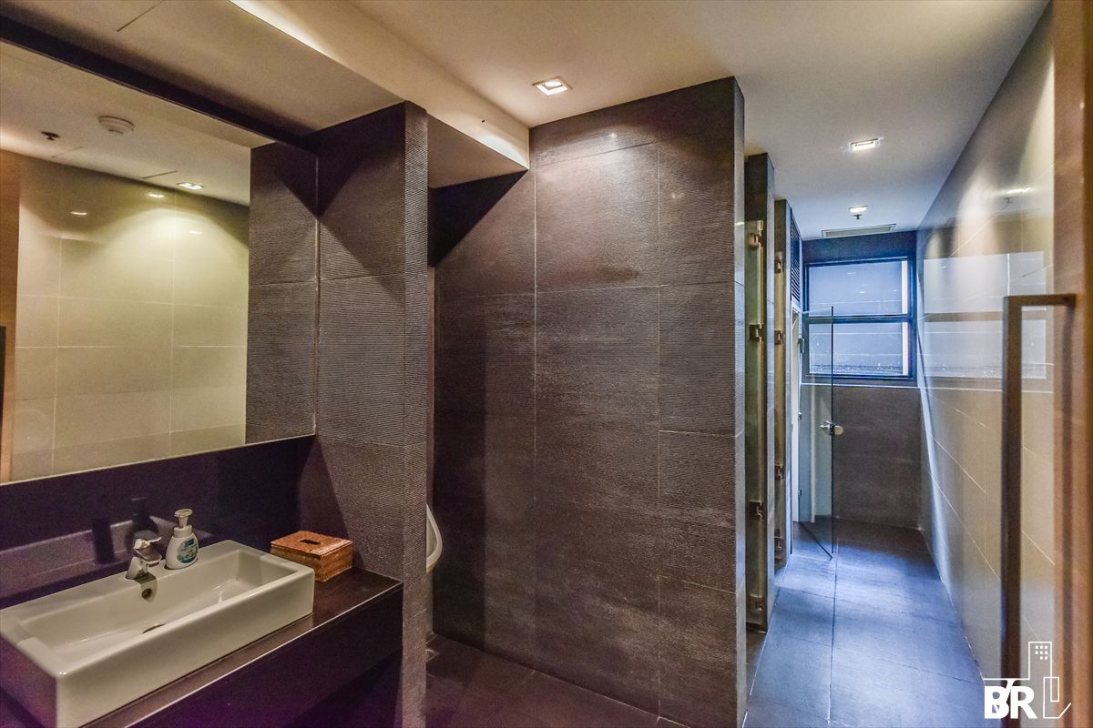 For SaleCondoSukhumvit, Asoke, Thonglor : ⚡Stylish Unit,Mode Sukhumvit 61 Prime Location near BTS Ekkamai