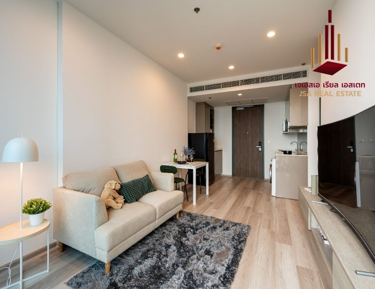 For SaleCondoOnnut, Udomsuk : ✨ For Sale: WHIZDOM ESSENCE CONDO ✨ 💰 ONLY 9,200,000 THB