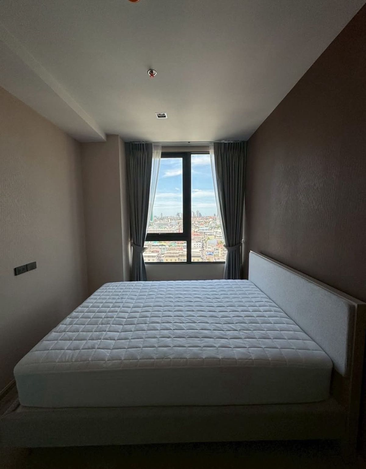 For RentCondoWongwianyai, Charoennakor : ให้เช่า ✨ Reference Sathorn - Wongwianyai ✨ เฟอร์นิเจอร์ และ เครื่องใช้ไฟฟ้าครบ ใกล้ BTS วงเวียนใหญ่