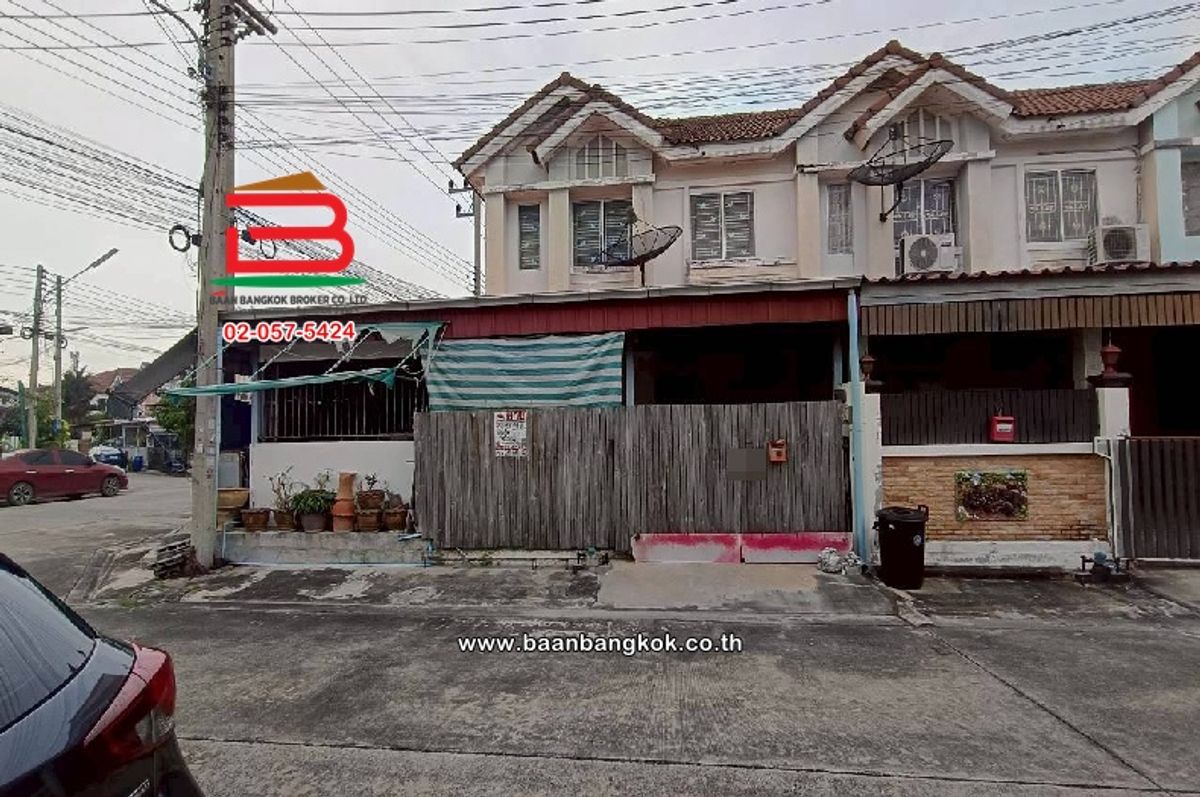 For SaleTownhomeSiam Paragon ,Chulalongkorn,Samyan : Townhouse Project, Pruksa 60 Rangsit-Bang Phun Project (Soi Rangsit-Pathum Thani 43), area 29.6 sq.who (near Bang Phun Temple), Bang Phun Subdistrict, Mueang Pathum Thani District, Pathum Thani