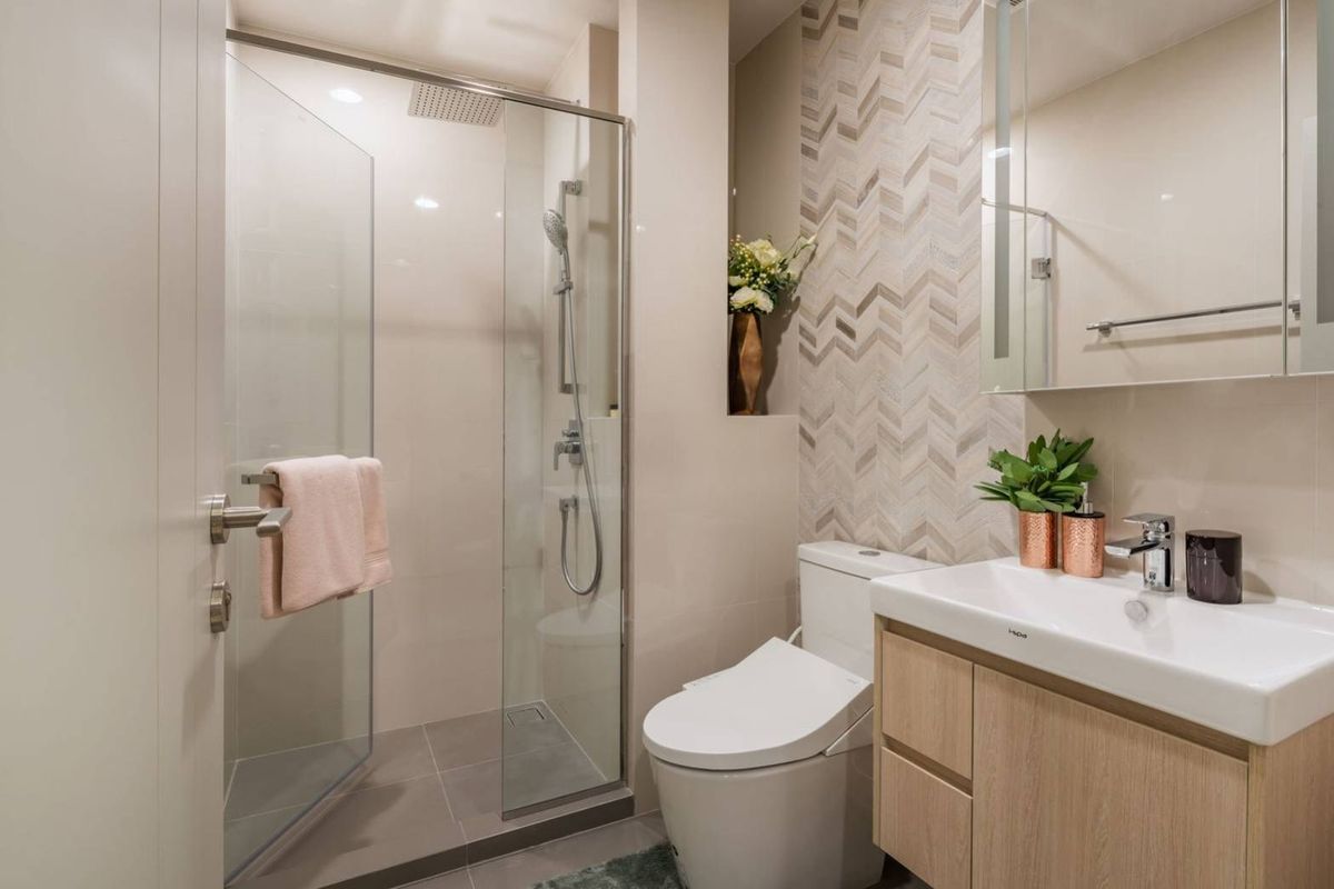 ขายคอนโดสุขุมวิท อโศก ทองหล่อ : คอนโด Oka Haus เดินทางสะดวก มีรรถับส่ง ห้องแต่งสวย เฟอร์นิเจอร์ครบ พร้อมขายด่วน!!