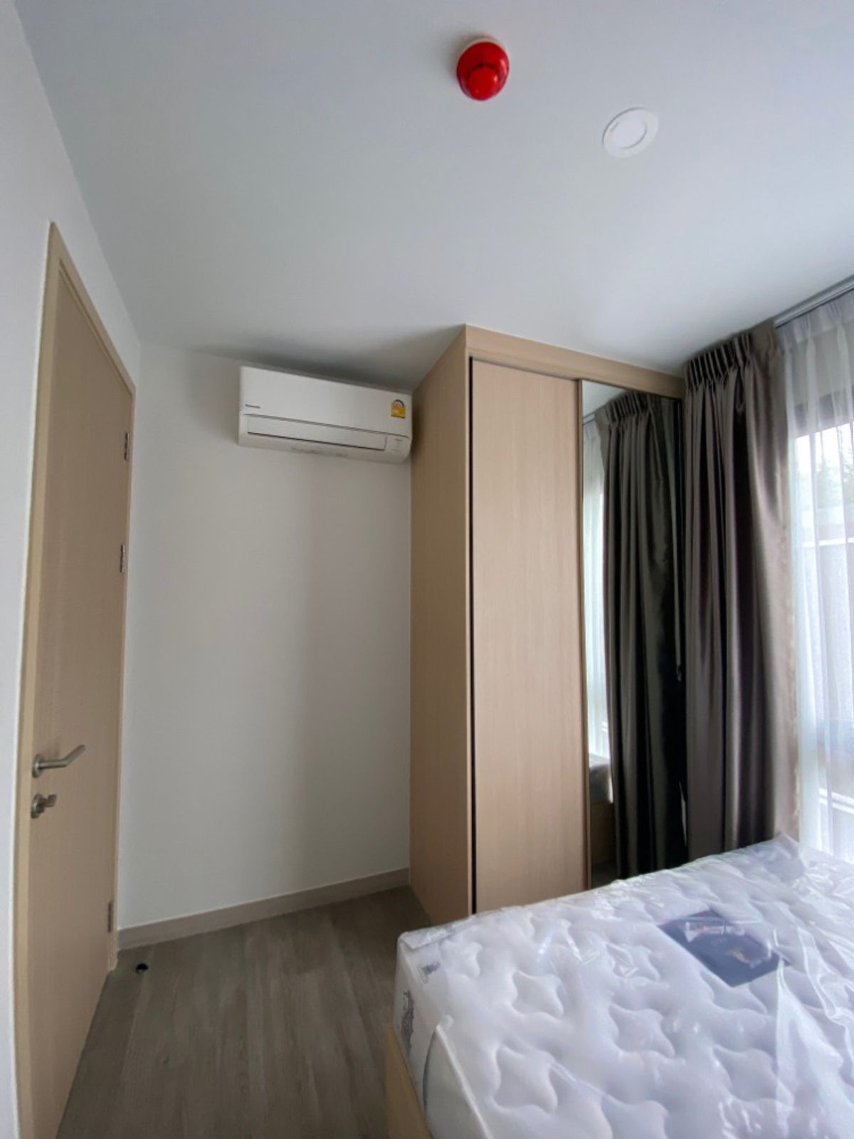 For RentCondoSathorn, Narathiwat : For rent 🔥 THE SHADE SATHON 1 🔥 Fully furnished and equipped, near MRT Lumpini