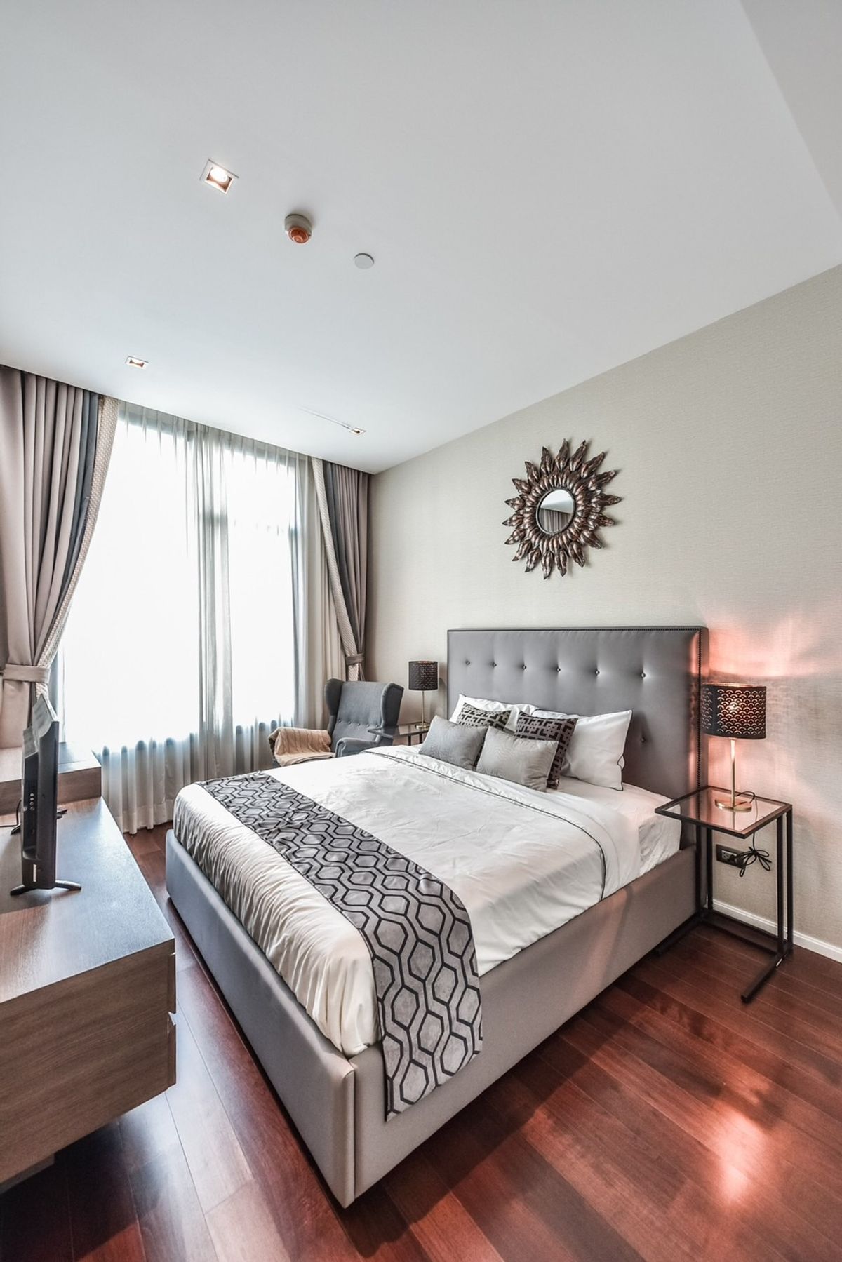 For RentCondoSukhumvit, Asoke, Thonglor : FOR RENT 2 BEDROOM 2 BATHROOM 76 SQ.M   FULLY FURNITURE  -- READY TO MOVE IN --