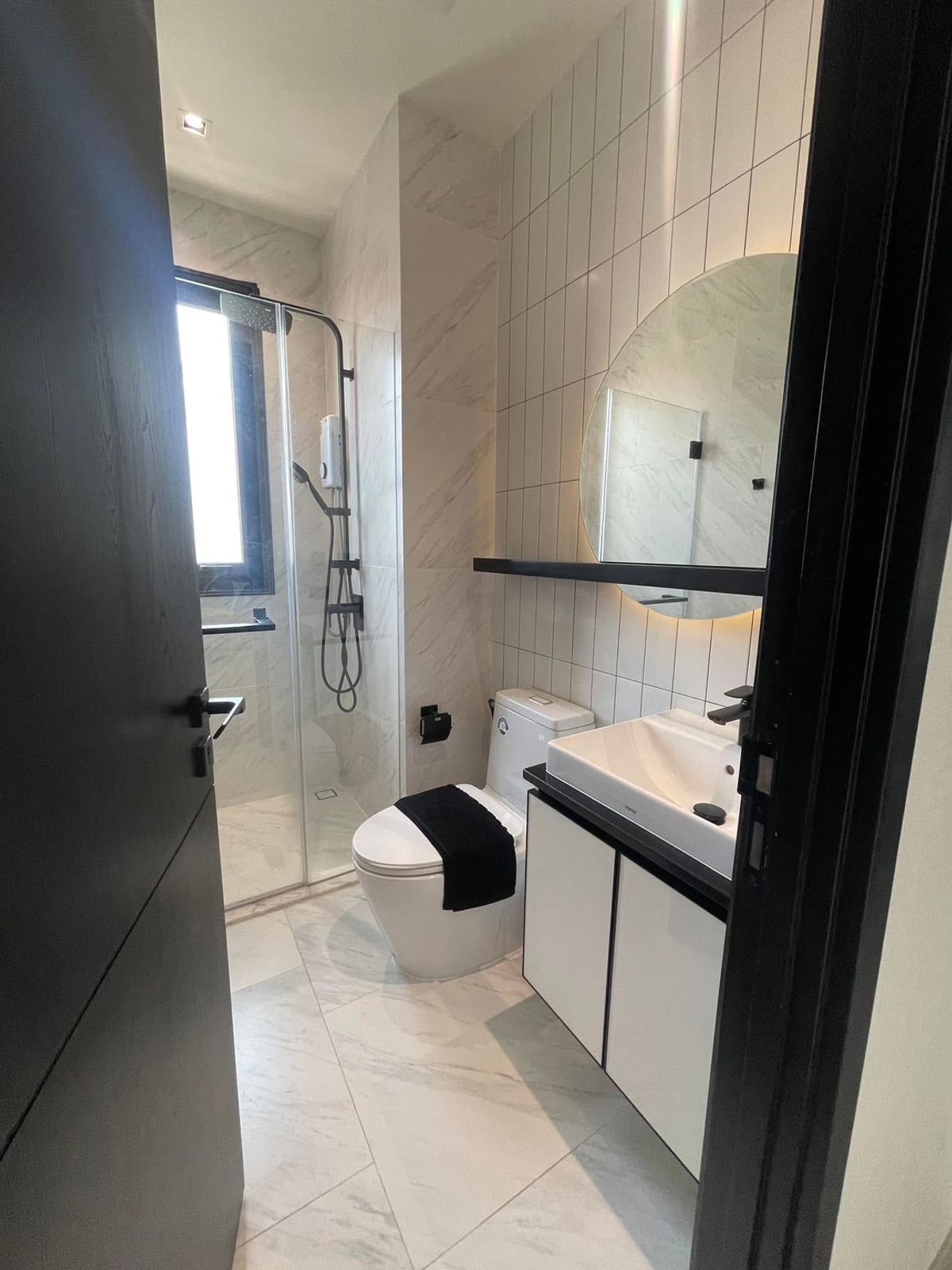 For RentCondoWongwianyai, Charoennakor : For rent 🔥 Chapter Charoennakhon - Riverside 🔥 2 bedrooms, fully furnished and equipped, near BTS Saphan Taksin