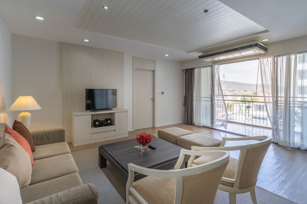 For RentHotel&Apartment BusinessSriracha Laem Chabang Ban Bueng : Ready to move in, 2 bedrooms