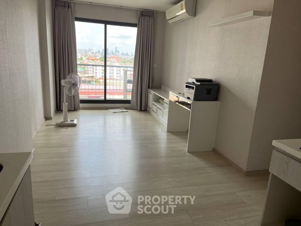 For SaleCondoPinklao, Charansanitwong : 2-BR Condo at Life Pinklao near MRT Bang Yi Khan