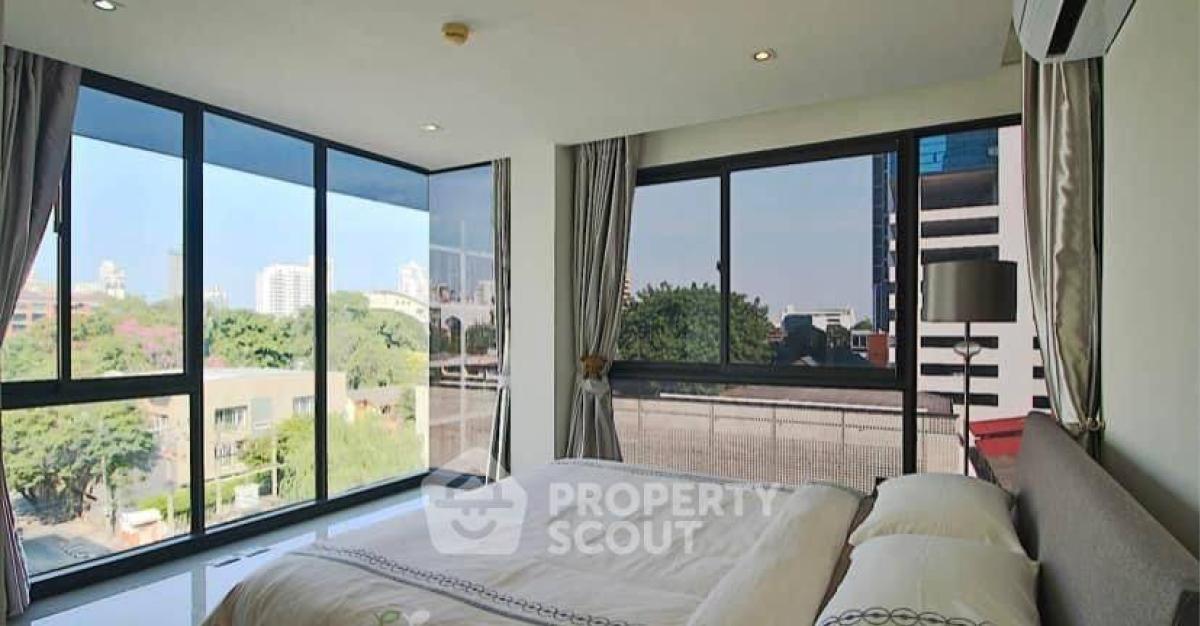 For SaleCondoSukhumvit, Asoke, Thonglor : 2-BR Condo at Socio Reference 61 near BTS Thong Lor