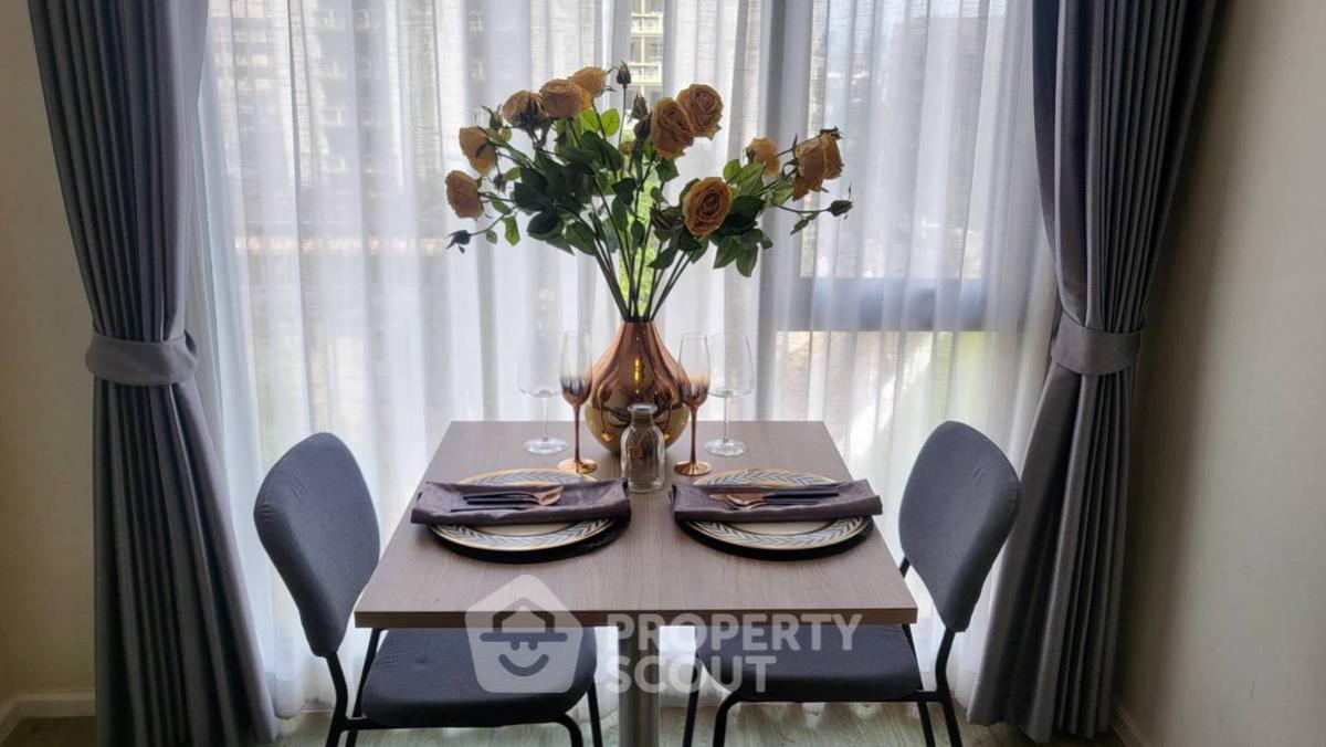 For SaleCondoSathorn, Narathiwat : 1-BR Condo at The Teak Sathorn-Lumpini near MRT Khlong Toei