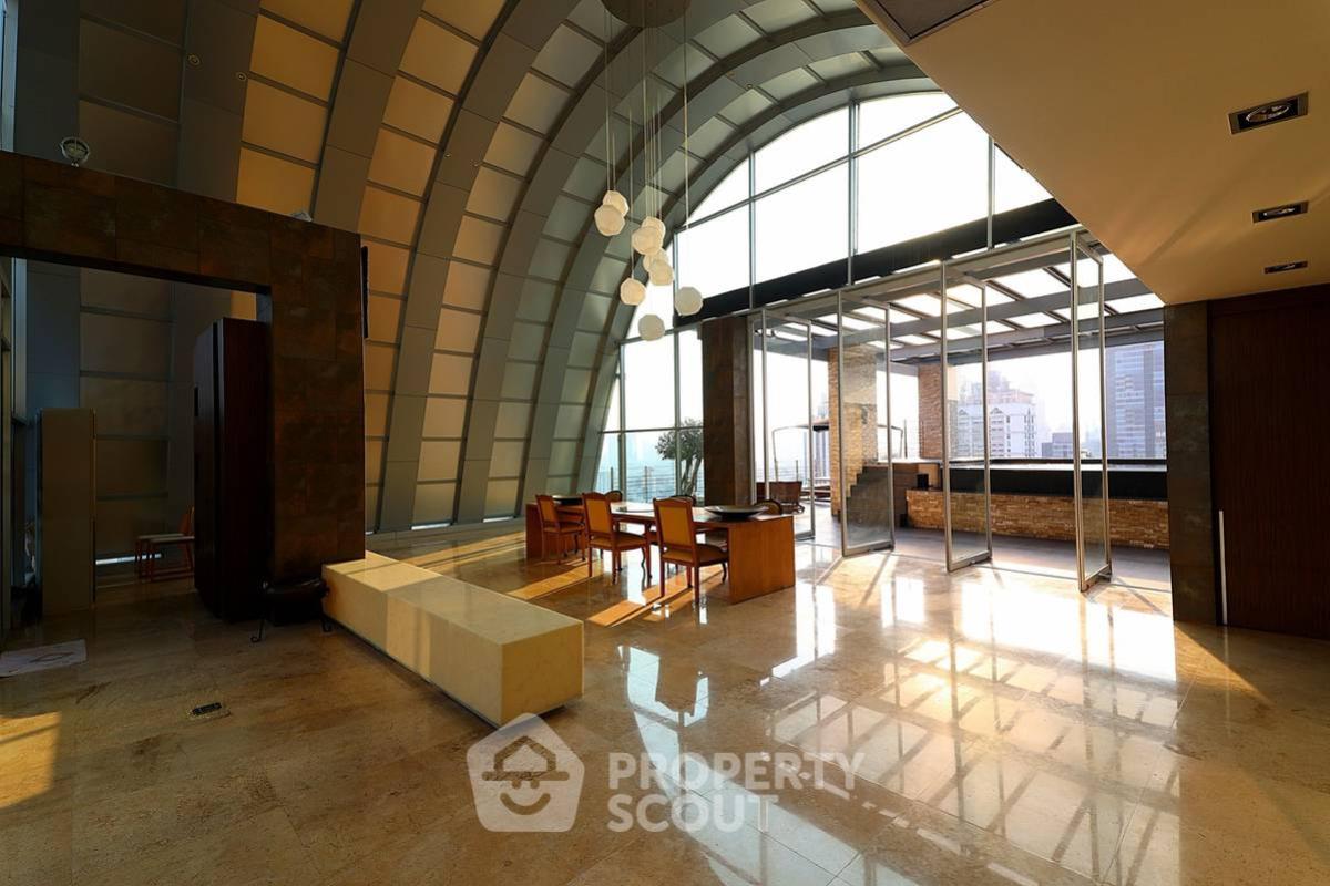 For SaleCondoSukhumvit, Asoke, Thonglor : 4-BR Condo at The Master Centrium Asoke-Sukhumvit near MRT Sukhumvit
