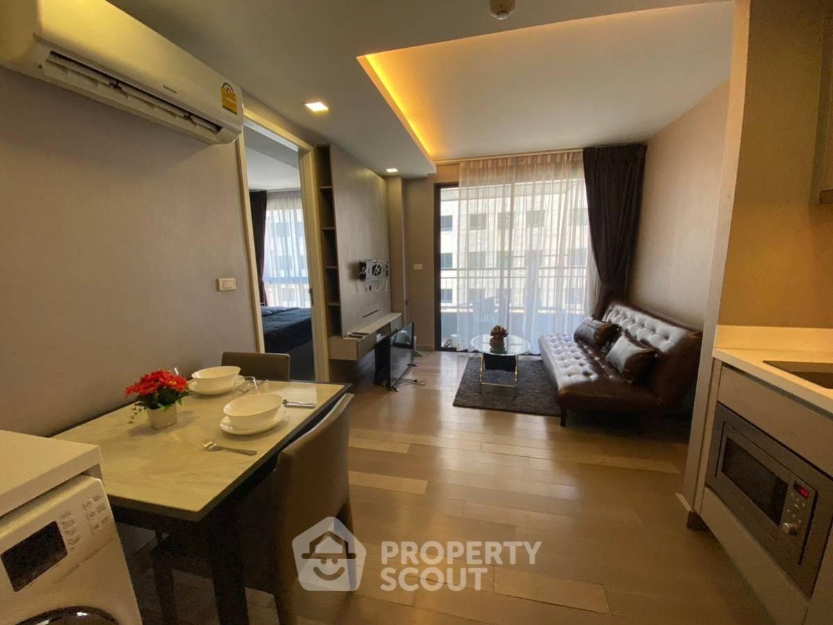 For SaleCondoSukhumvit, Asoke, Thonglor : 1-BR Condo at Dazzle Sukhumvit 7 near BTS Nana