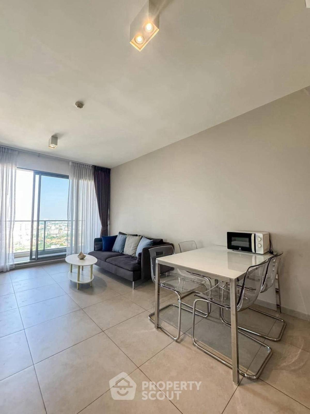 For SaleCondoSukhumvit, Asoke, Thonglor : 2-BR Condo at The Lofts Ekkamai near BTS Ekkamai