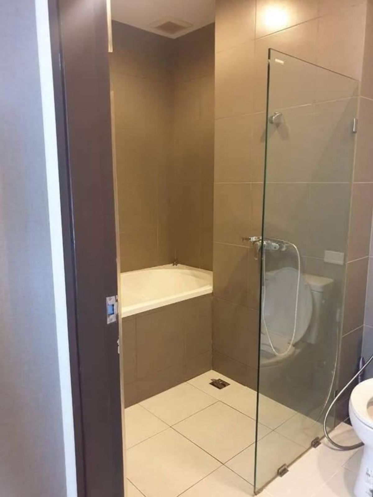 ขายคอนโดโชคชัย4 ลาดพร้าว71 : 🔥 ขายด่วน! Prime I-Zen Condo Ladprao 71 2 ห้องนอน 62 ตร.ม.ราคา 3.2 Mb. 🏢 พร้อมเข้าอยู่ ห้องใหญ่สุดในย่านลาดพร้าว ที่จอดรถครบ เงียบสงบ 