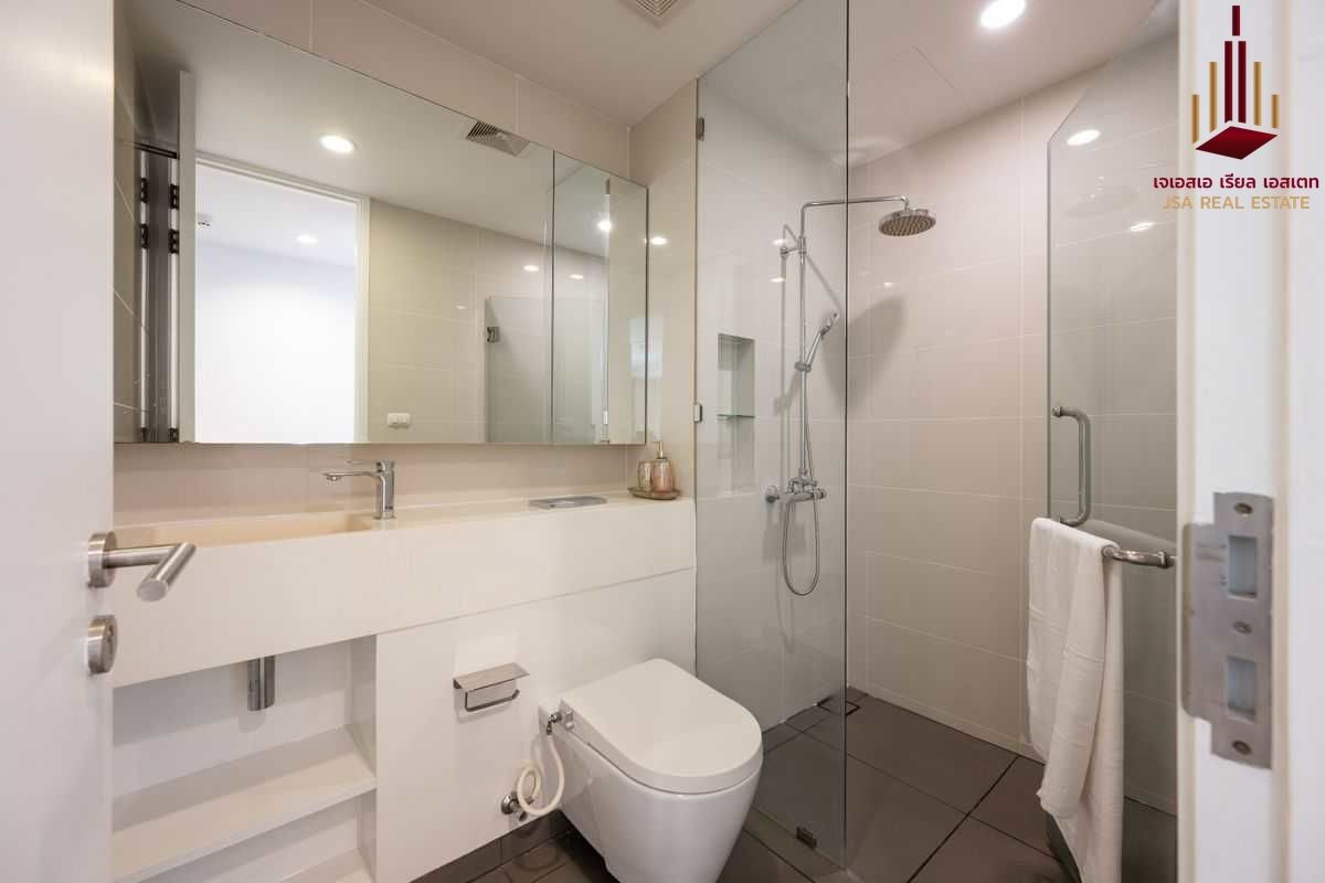 For SaleCondoSilom, Saladaeng, Bangrak : ✨ For Sale: Siamese Surawong Condo ✨ 💰 ONLY 14,900,000 THB