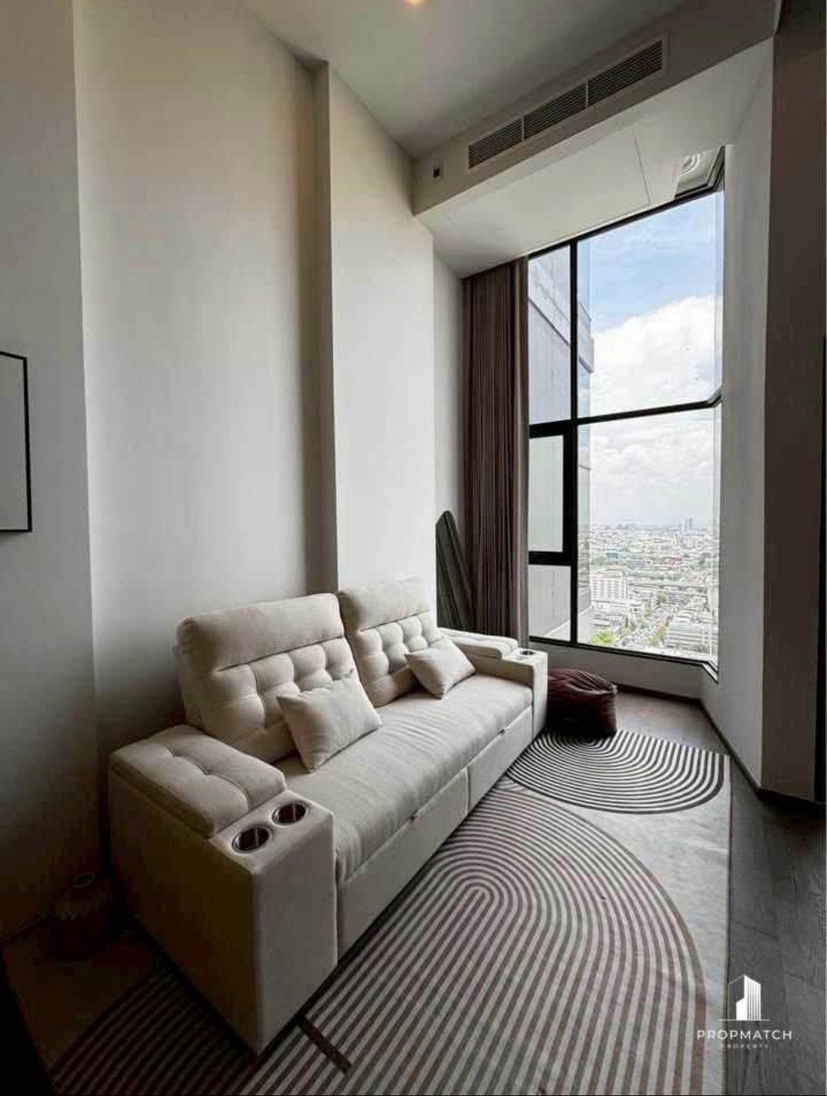 ให้เช่าคอนโดราชเทวี พญาไท : ⚡️Hot price⚡️park origin ratchathewi 🔥  55 Sqm Duplex 36,000💫 ราคาดีที่สุด ห้องสวยใหญ่ใจกลางราชเทวี สนใจติดต่อพัตเตอร์ 0928895628  Line: plustor_ss