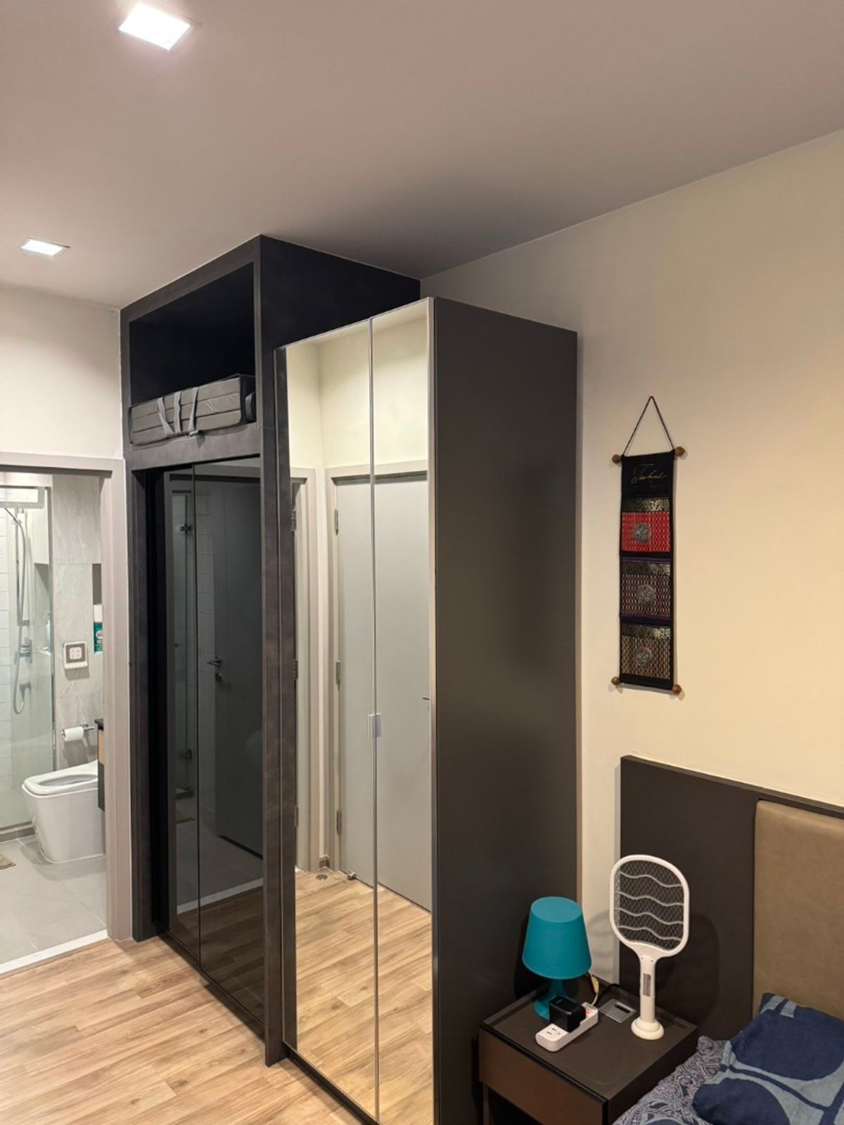 For SaleCondoSapankwai,Jatujak : 🔥 Hot Deal! For Sale The Line Jatujak-Mochit 1 Bedroom 32.21 sq.m. High floor with Chatuchak Park view ✨ Price 5.7 Mb. Yield 4.6%* 🏙️