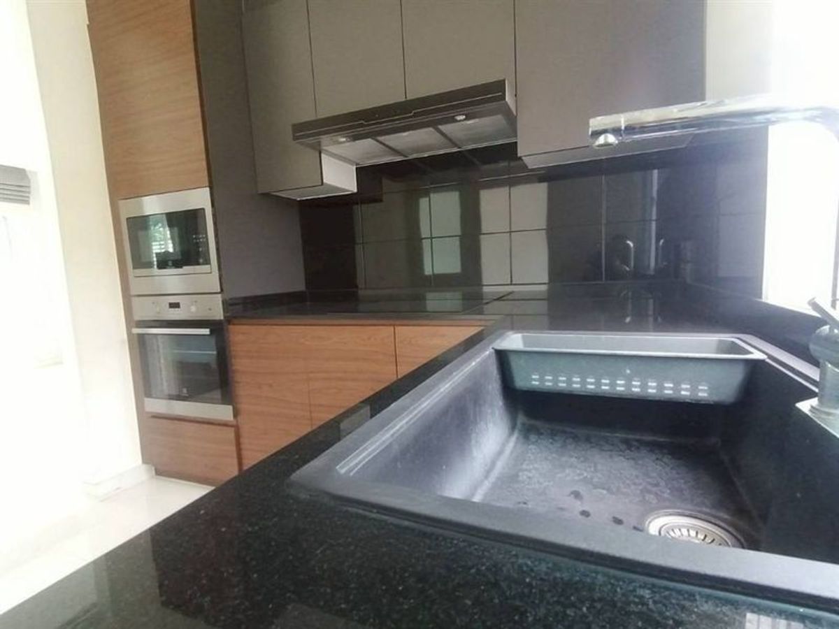 For RentHouseMin Buri, Romklao : For Rent The Plant Chalongkrung (Corner Plot) Unit 78/102