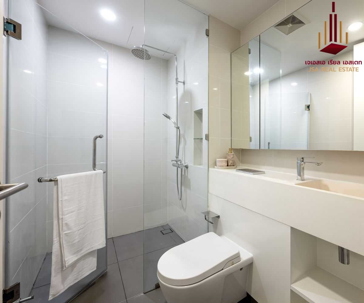 For SaleCondoSilom, Saladaeng, Bangrak : ✨ For Sale: Siamese Surawong Condo ✨ 💰 ONLY 14,900,000 THB