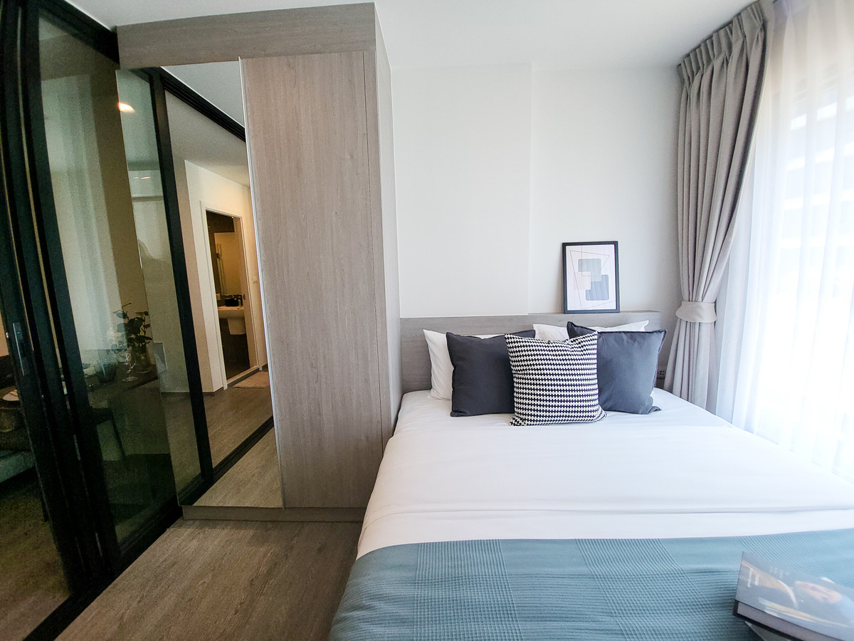 For RentCondoSriracha Laem Chabang Ban Bueng : 🔥 Short term rental ❤️ Brixton Kaset Sriracha Campus 💎 SMART KITCHEN I 1 Bedroom I 26 SQM.