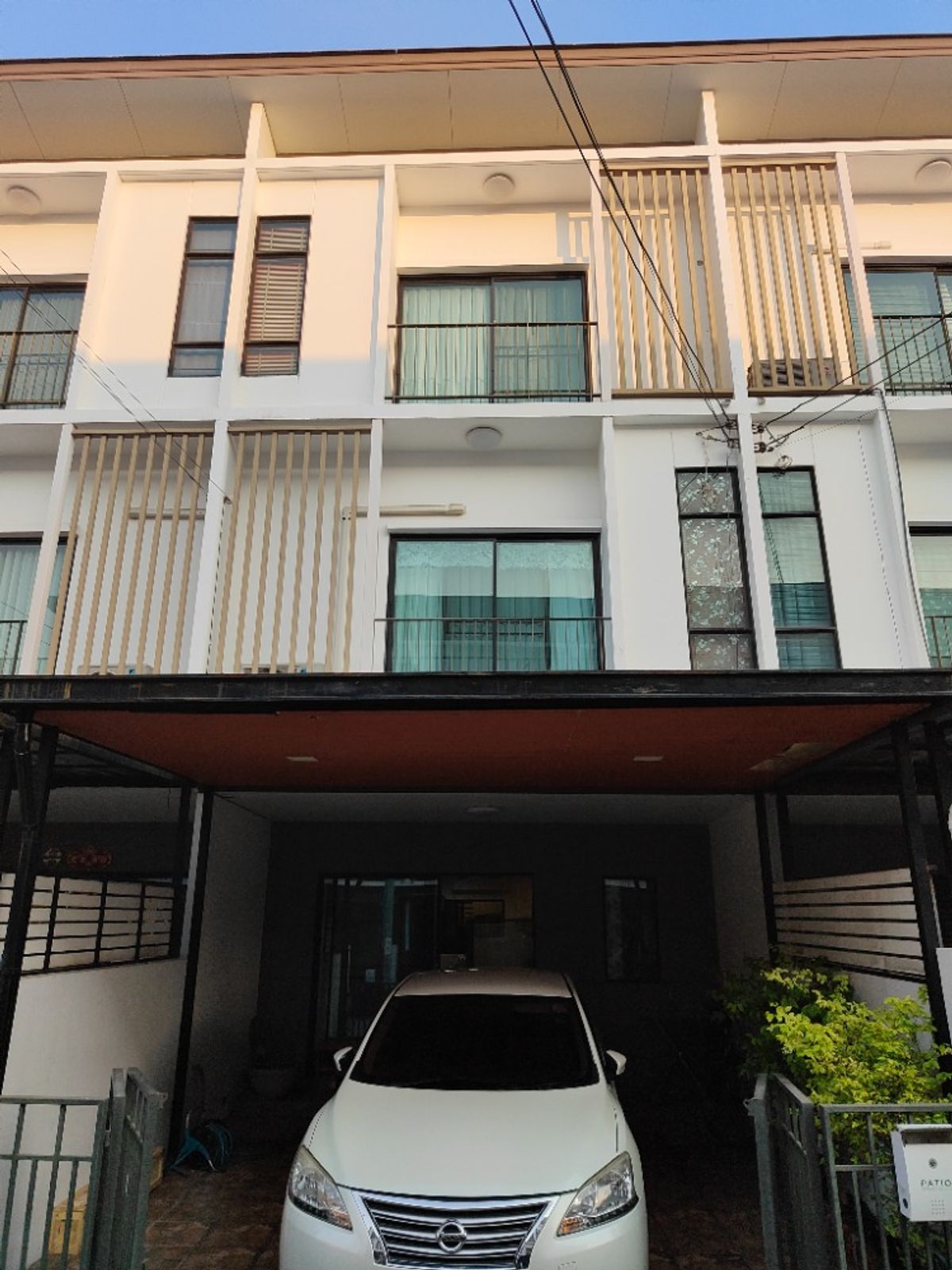 For SaleTownhomePattanakan, Srinakarin : Townhome Patio Srinakarin - Rama 9 /3 Bedrooms (Sale), Patio Srinakarin - Rama 9 / Townhome 3 Bedrooms (For Sale) ML001