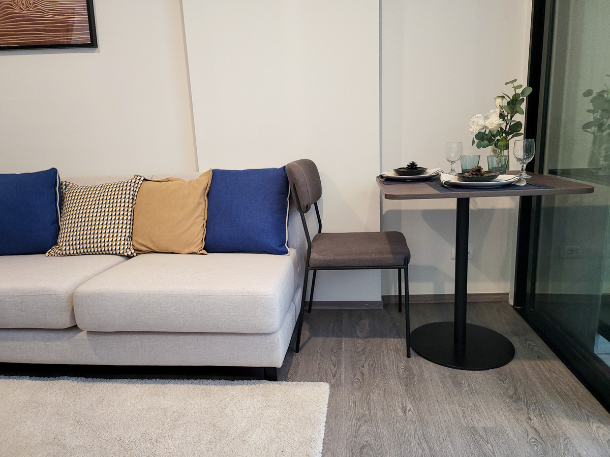 For RentCondoSriracha Laem Chabang Ban Bueng : 🔥 Short term rental ❤️ Brixton Kaset Sriracha Campus 💎 SMART KITCHEN I 1 Bedroom I 26 SQM.