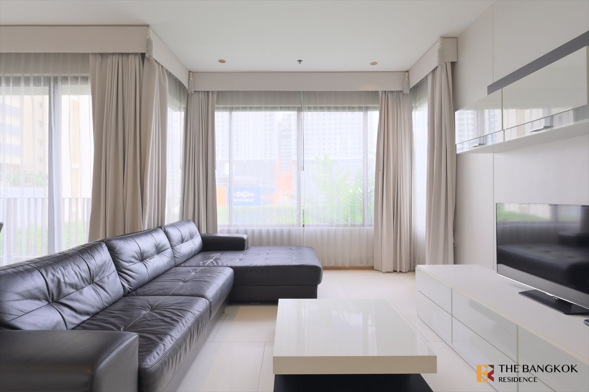 ให้เช่าคอนโดสุขุมวิท อโศก ทองหล่อ :  The Emporio Place, 🌺  North Unit with Garden View✨ ใกล้ BTS พร้อมพงษ์ 