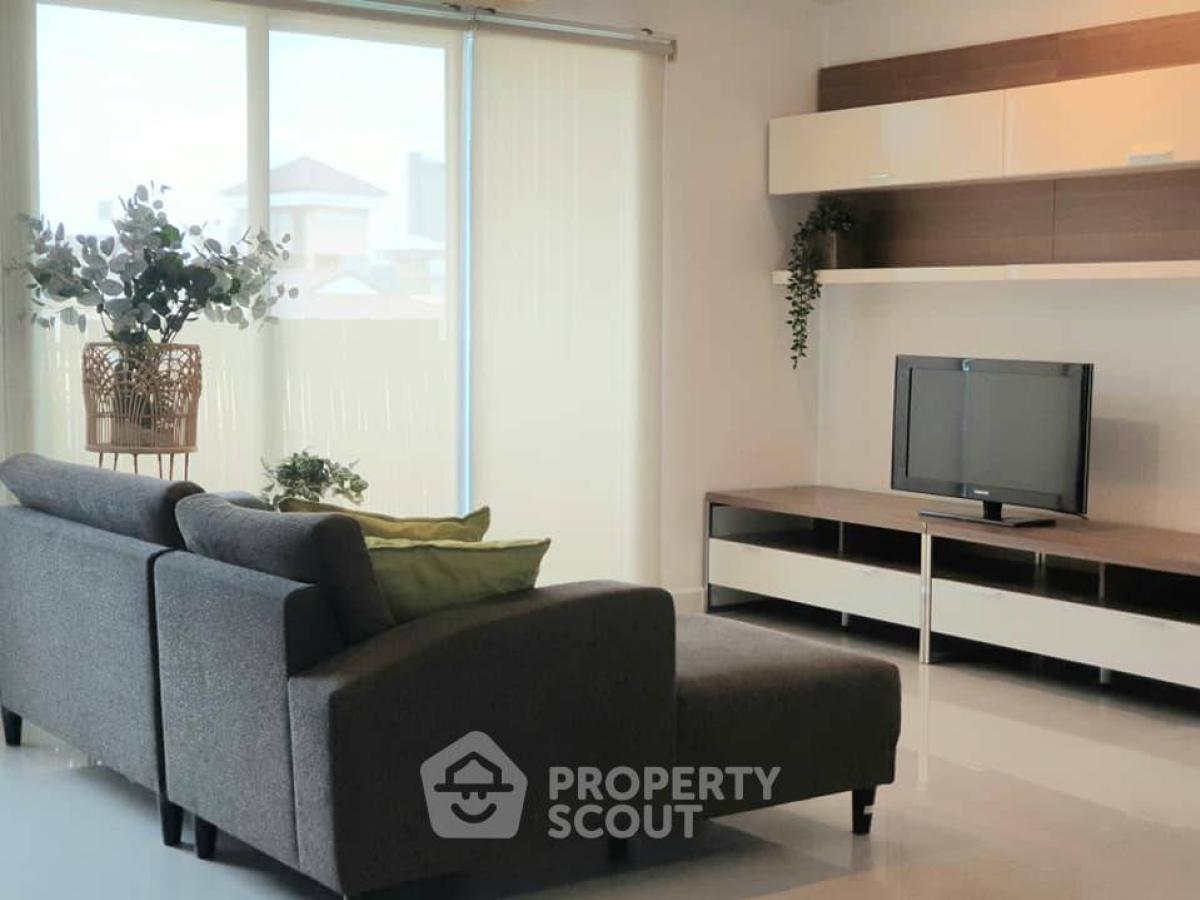 For SaleCondoAri,Anusaowaree : 2-BR Condo at The Silk Phaholyothin 3 Condominium near BTS Sanam Pao