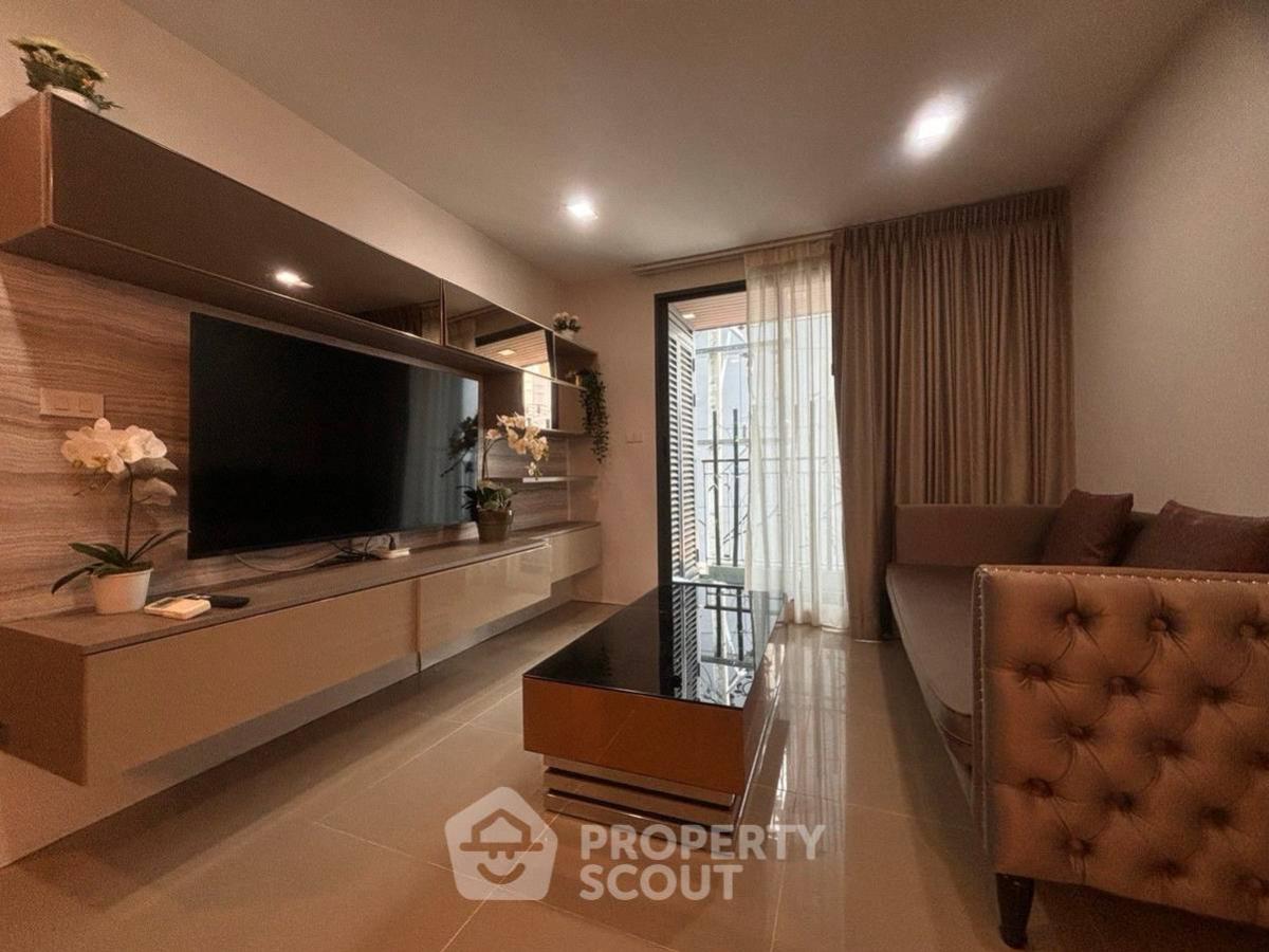 For SaleCondoSukhumvit, Asoke, Thonglor : 2-BR Condo at Mirage Sukhumvit 27 near BTS Asok
