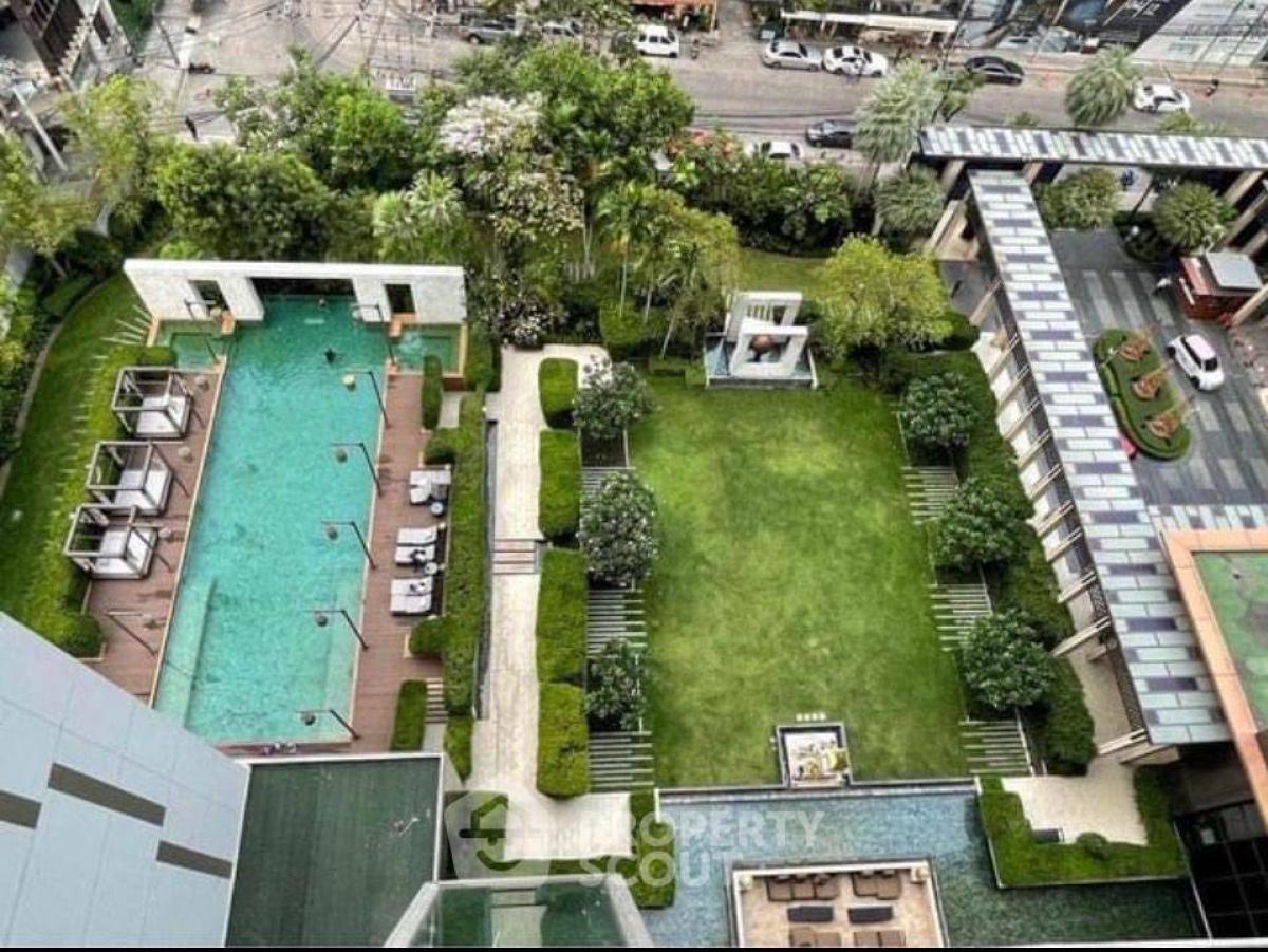 For SaleCondoSathorn, Narathiwat : 1-BR Condo at The Address Sathorn near BTS Saint Louis