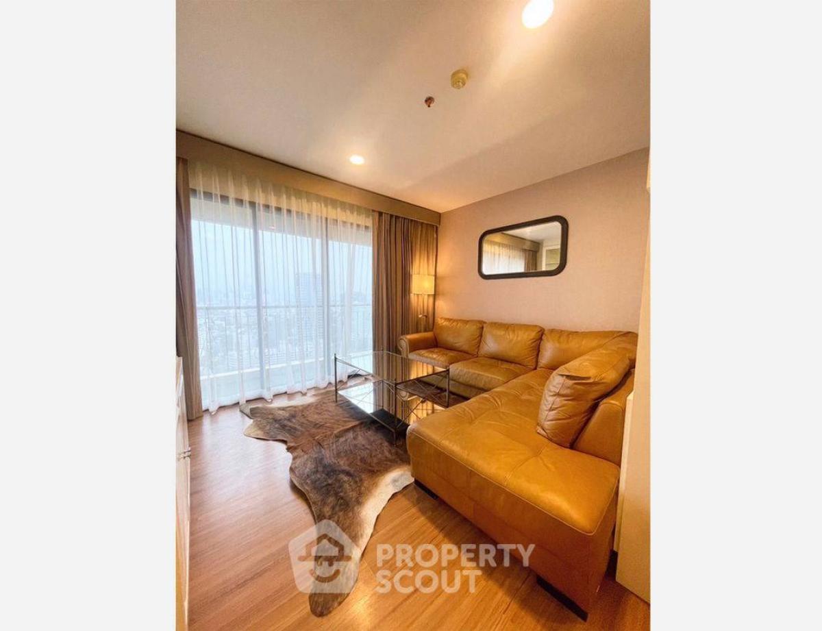 For SaleCondoAri,Anusaowaree : 3-BR Condo at The Crest Phahonyothin 11 near BTS Ari