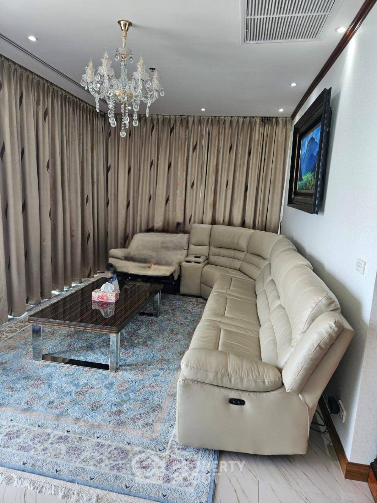 For SaleCondoPattaya, Bangsaen, Chonburi : 3-BR Condo at Casalunar Paradiso in Saen Suk